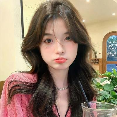 接近无限的白